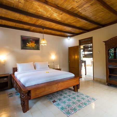 Bali Royal Heritage Villas Seminyak Buitenkant foto